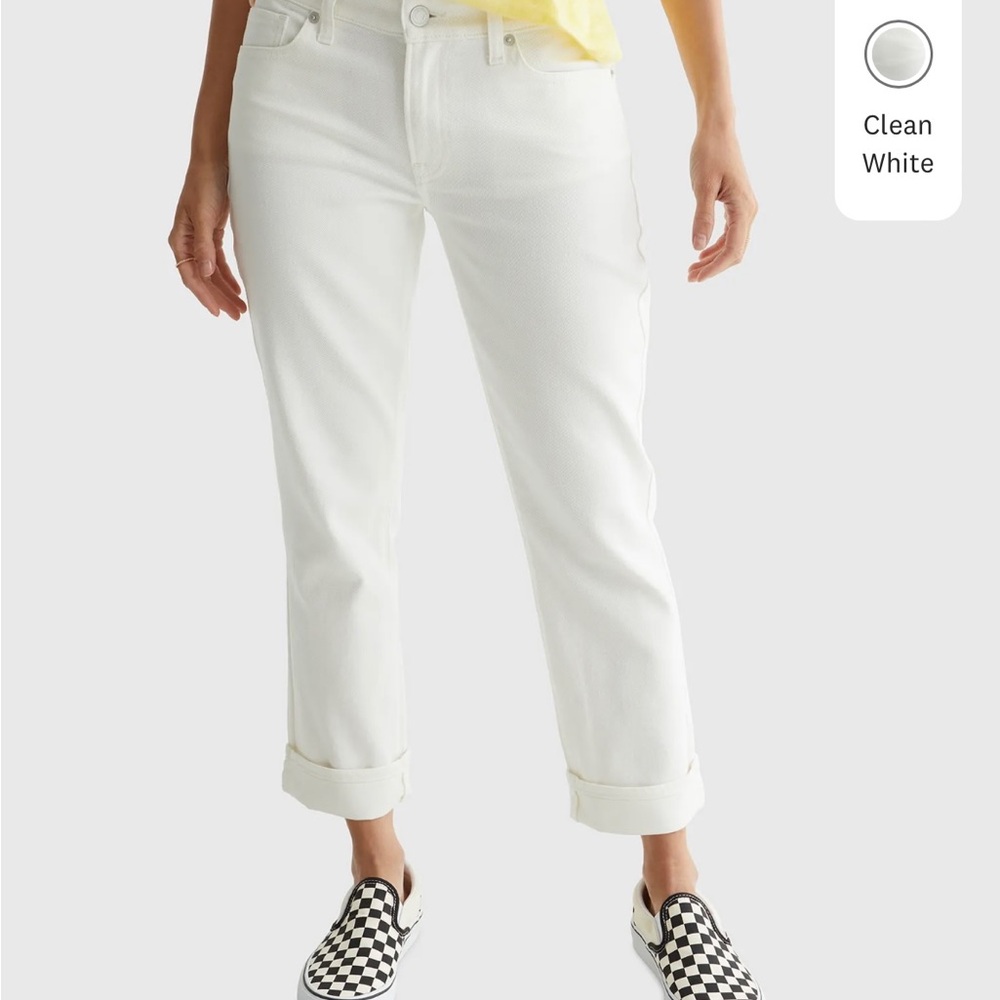 Lucky Brand mid rise cropped Clean White Jeans